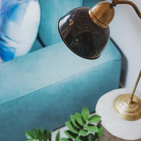 Surf - 7min Walk To The *