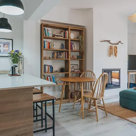 Surf - 7min Walk To The Pataias