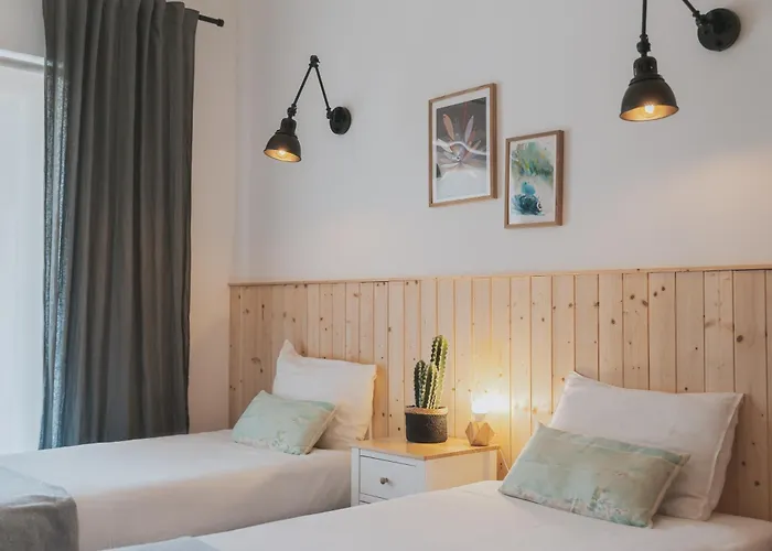 Surf - 7min Walk To The * Pataias